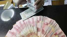 Waspada, Ini yang Terjadi Jika Rupiah Terus Melemah Sentuh Rp 16 Ribu