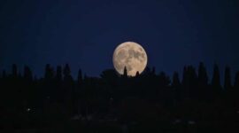 Apa Itu Fenomena Super Blue Moon? Ini Penjelasannya