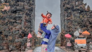 PERUBAHAN CAPTION RIA RICIS DI INSTAGRAM PICU TANDA TANYA