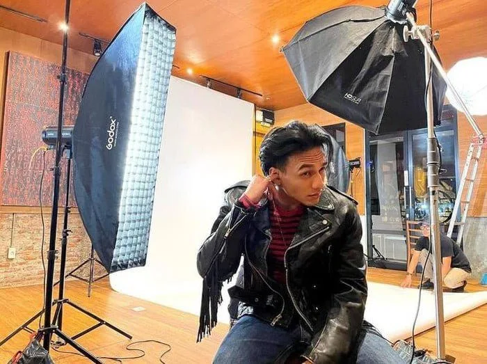 Jefri Nichol dan El Rumi: Adu Tinju dalam Dunia Media Sosial
