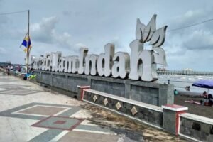 Objek Wisata Perairan Di Tegal Objek Wisata Perairan Di Tegal
