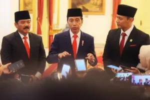 Jokowi Lantik 2 Menteri Hari Ini: Ada Mas AHY sebagai ATR dan Hadi Menko sebagai Polhukam Jokowi Lantik 2 Menteri Hari Ini: Ada Mas AHY sebagai ATR dan Hadi Menko sebagai Polhukam