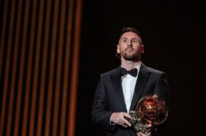 LIONEL MESSI RAIH BALLON D'OR KE-8 LIONEL MESSI RAIH BALLON D'OR KE-8