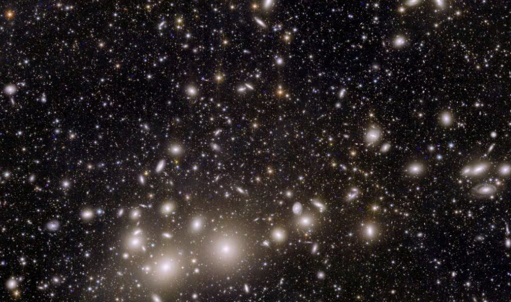 EUCLID, TELESKOP LUAR ANGKASA INI BERUSAHA UNGKAP MISTERI MATERI GELAP EUCLID, TELESKOP LUAR ANGKASA INI BERUSAHA UNGKAP MISTERI MATERI GELAP