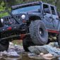 Mengarungi Medan Ekstrem: Seri Mobil Off-Road Terbaik