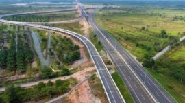Kepanjangan Jalan Tol di Indonesia: Transformasi Mobilitas dan Dampaknya pada Lingkungan dan Masyarakat