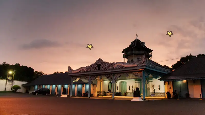 Daftar Tempat Wisata Solo Populer Keraton Surakarta Hadiningrat