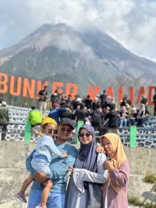 REKOMENDASI WISATA MERAPI LAVA TOUR KALIURANG REKOMENDASI WISATA MERAPI LAVA TOUR KALIURANG