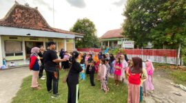 Pemberdayaan Anak-anak Melalui Kegiatan Outbound oleh Mahasiswa KKN UPGRIS di Desa Tlogorejo