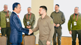 Zelensky Tiba-Tiba Telepon Jokowi, Ajak Jadi 'Juru Selamat'