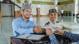 siapa Yang Berhak Menerima Zakat