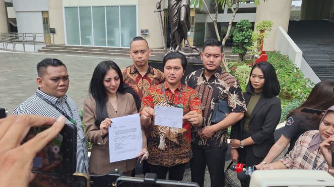SANDRA DEWI ALHASIL DILAPORKAN KE KEJAGUNG TERKAIT PERKARA KORUPSI HARVEY MOEIS