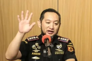 Bekas Kepala Bea Cukai Makassar Andhi Pramono Divonis 10 Tahun Kurungan Bekas Kepala Bea Cukai Makassar Andhi Pramono Divonis 10 Tahun Kurungan