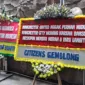Menyambut Vonis Perkara Pilpres, Karangan Bunga Berlafaz Singgungan ada di MK