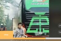 Viral Video Bus Berplat yang sama dengan Kecelakaan di Subang sempat Ngebul dibakar