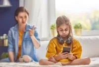 Ini Dia Kalau Orang Kecanduan Gadget, Penyebab dan Mengatasinya
