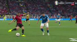 Pemain Albania Cetak Sejarah Goal Tercepat di Piala Euro saat Menghadapi Italia