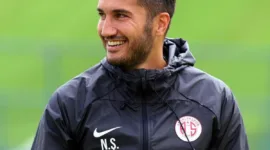 Nuri Sahin resmi ditunjuk sebagai pelatih kepala Borussia Dortmund yang baru