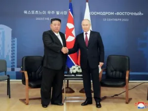 Pertemuan Vladimir Putin dan Kim Jong Un mendapat perhatian penuh dari NATO Pertemuan Vladimir Putin dan Kim Jong Un mendapat perhatian penuh dari NATO