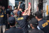Bea Cukai menggelar pemusnahan besar-besaran barang ilegal hasil penindakan. Foto: Dok. Bea Cukai