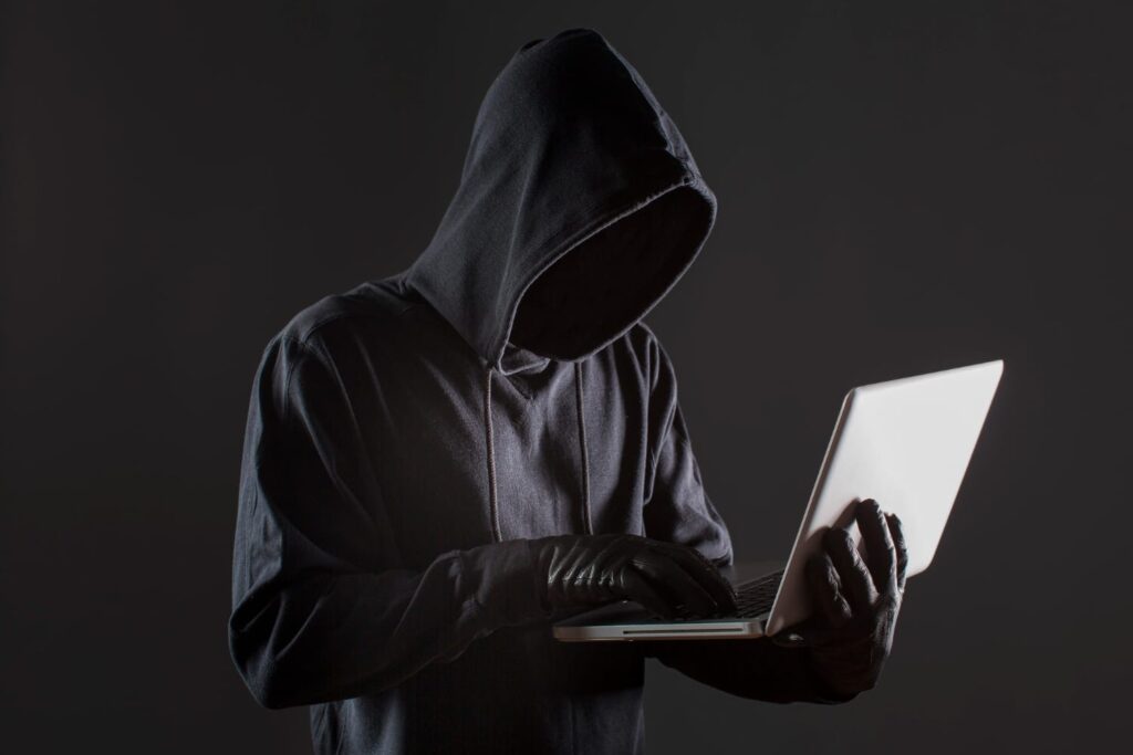 Terkuak Alasan Kebocoran data Pajak Terjadi? Bjorka bikin kebocoran data dengan retas data pajak (Freepik/@Freepik)