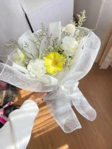 BOUQUET 8