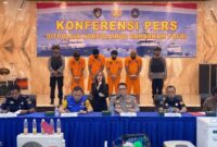 Ditpolair Baharkam Polri menangkap empat tersangka pengelolaan benih lobster ilegal. (Foto: PMJ News)