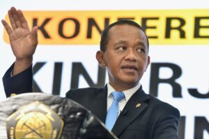 PROFIL BAHLIL LAHADALIA, MENTERI ESDM YANG KINI TUAI KONTROVERSI AKIBAT KEBIJAKAN LPG 3 KG YANG DINILAI MENYUSAHKAN MASYARAKAT PROFIL BAHLIL LAHADALIA, MENTERI ENERGI DAN SUMBER DAYA MINERAL. (FOTO: INSTAGRAM/BAHLILAHADALIA)