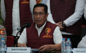 Bareskrim Polri Periksa PT Tunas Ruang Pelabuhan Nusantara Terkait Pemasangan Pagar Laut Bekasi, Apa yang Terjadi? Bareskrim Polri mendalami kasus pagar laut Bekasi, memeriksa PT Tunas Ruang Pelabuhan Nusantara, dan menyelidiki pemalsuan sertifikat hak milik. (Foto: Dok. Humas Polri)
