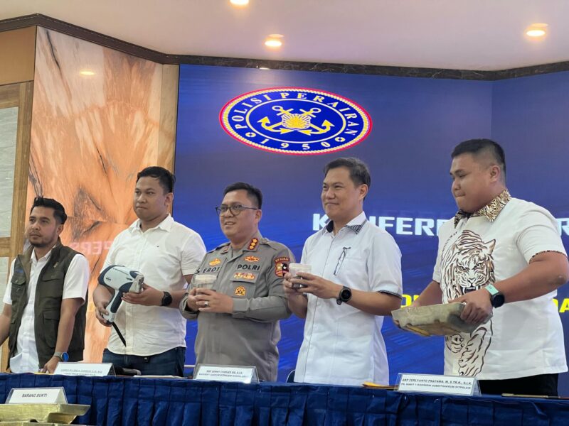 Direktorat Polair Korpolairud mengungkap kasus mengungkap kasus dugaan penambangan timah ilegal di Bekasi. (Foto: Divisi Humas Polri)