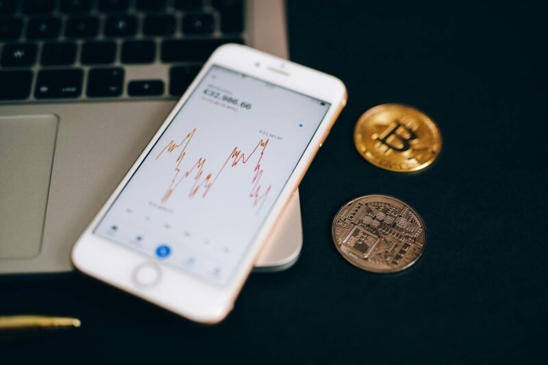 Ilustrasi. Heboh kurs dollar AS mendadak turun drastis di Google. (Foto: Pexels)