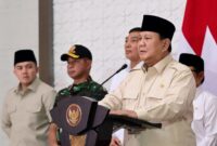 Presiden Prabowo beri sinyal kuat akan reshuffle kabinet dan menindak tegas pejabat yang tak sejalan dengan pemerintahannya. (Foto: BPMI Setpres)
