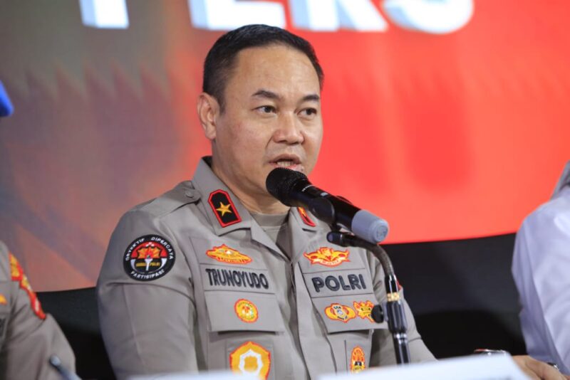 Karo Penmas Divisi Humas Polri, Brigjen Pol. Trunoyudo Wisnu Andiko, tegaskan Polri tidak akan mentoleransi premanisme berkedok oknum ormas yang merugikan dunia usaha dan investasi. (Foto: Dok. TBN Polri)