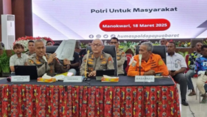 Kasus Hilangnya Iptu Tomi Samuel Marbun Saat Operasi Tangkap KKB Masih Menjadi Misteri, Polda Papua Barat Lanjutkan Pencarian Iptu Tomi Samuel Marbun hilang saat operasi tangkap KKB! Polda Papua Barat koordinasi dengan Mabes Polri untuk pencarian tahap ketiga. (Foto: Dok. Polres Teluk Bintuni)