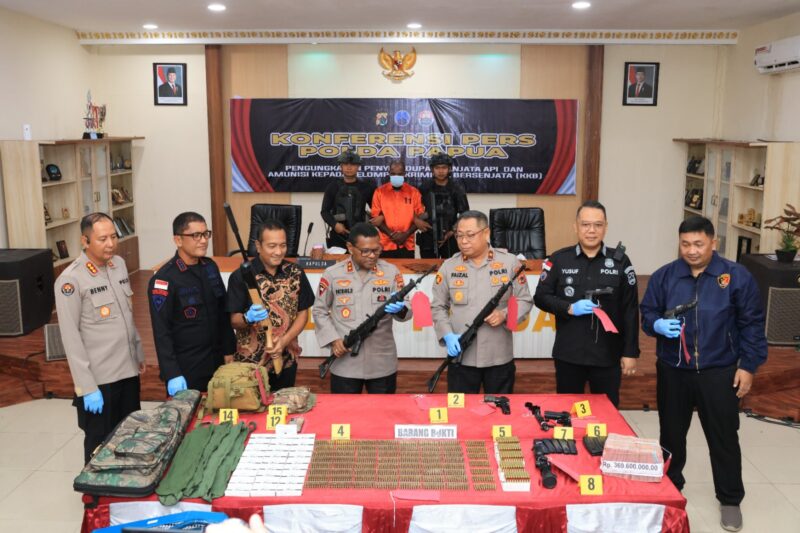 Satgas Ops Damai Cartenz-2025 gagalkan penyelundupan senjata ke KKB di Puncak Jaya. (Foto: Dok. TBN Polri)