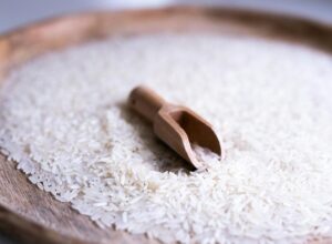 ILUSTRASI. SATGAS PANGAN POLRI MENGUNGKAP KASUS PENIPUAN BERAS KEMASAN 5 KG YANG TERNYATA MEMILIKI BERAT KURANG DARI SEHARUSNYA. (FOTO: PEXELS)