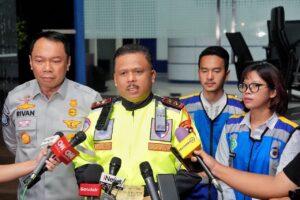 KAKORLANTAS POLRI UNGKAP PREDIKSI PUNCAK ARUS BALIK LEBARAN 2025, BEGINI SKENARIO PENGATURAN LALU LINTAS YANG AKAN DITERAPKAN KAKORLANTAS POLRI MEMPREDIKSI PUNCAK ARUS BALIK LEBARAN 2025 DAN SIAPKAN LANGKAH ANTISIPASI SEPERTI ONE WAY. (FOTO: DOK. TBN POLRI)