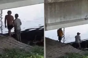 Video viral tunjukkan aksi keji terhadap anak jalanan yang diceburkan ke sungai oleh temannya sendiri. (Foto: Instagram @beritasemaranghariini)