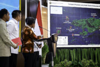 Menteri Energi dan Sumber Daya Mineral, Bahlil Lahadalia, menyampaikan keterangannya di Istana Kepresidenan Jakarta, terkait pencabutan izin usaha tambang nikel di Raja Ampat. (Foto: BPMI Setpres)