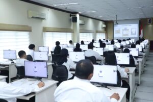REKRUTMEN CPNS 2025 RESMI DITIADAKAN! KETAHUI LANGKAH PEMERINTAH DAN NASIB HONORER DI TAHUN TRANSISI PEMERINTAH MENUNDA REKRUTMEN CPNS 2025 DEMI FOKUS SELESAIKAN PENATAAN PPPK DAN FORMASI TAHUN SEBELUMNYA. (FOTO: MENPAN.GO.ID)