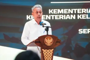 VIRAL PERNYATAAN WAMENSOS SEBUT KEMISKINAN MENULAR: 64 PERSEN ANAK MISKIN DIPASTIKAN MISKIN LAGI JIKA TAK DIBERI AKSES PENDIDIKAN WAMENSOS BEBERKAN DATA 64 PERSEN ANAK MISKIN TETAP MISKIN TANPA PENDIDIKAN, SEKOLAH RAKYAT JADI JAWABAN. (FOTO: KEMENSOS.GO.ID)