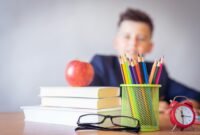 Rencana Gubernur Jabar memajukan jam sekolah tuai kritik, dokter anak khawatir dampak kurang tidur pada anak. (Foto: Pexels)