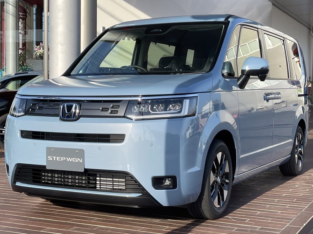 HONDA STEP WGN