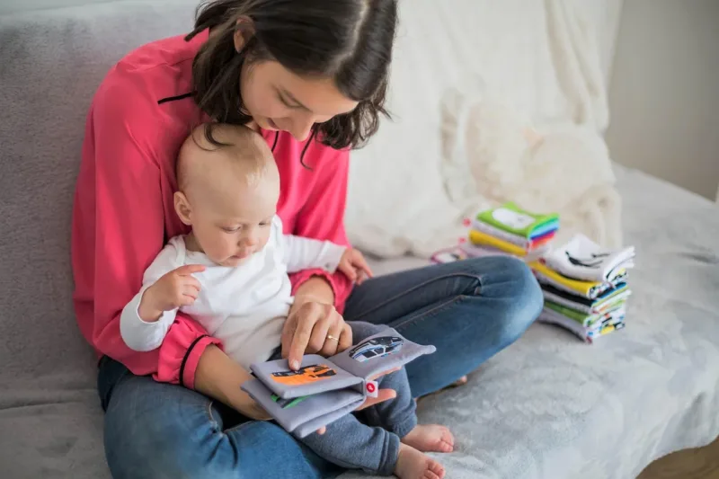Pemerintah merancang insentif untuk ibu rumah tangga lewat program care economy demi mengakui peran merawat keluarga. (Foto: Pixabay)
