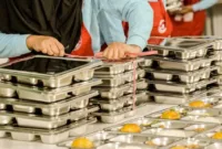 Program MBG disorot karena tuduhan nampan atau food tray impor dari China mengandung minyak babi, BGN masih lakukan pengecekan. (Foto: Instagram @badangizinasional.ri)