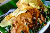 Resep Nasi Pecel: Hidangan Tradisional yang Sehat, Nikmat, dan Mudah Dibuat