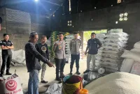 Polisi Bongkar Sindikat Beras Oplosan Bermerek Bulog SPHP, Ratusan Karung Berisi 1 Ton Barang Bukti Disita di Kalsel
