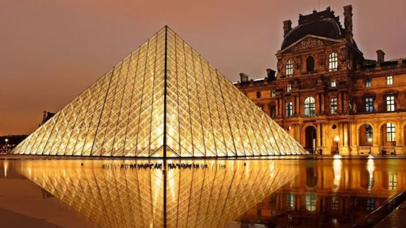 8 Fakta Menarik Museum Louvre yang Jarang diketahui Publik