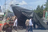 Viral Mobil Hantam Tenda Maulid Nabi, Dua Orang Luka