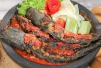 4 Resep Pecel Lele yang Praktis, dijamin Nikmat dan Ketagihan!